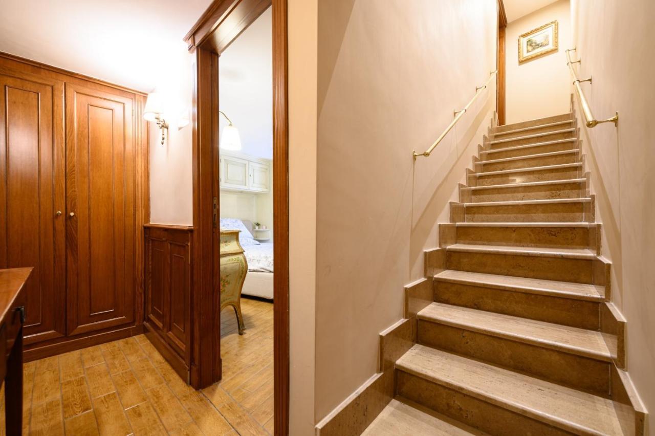 Апартаменти Toto E Peppino Family House Неаполь Екстер'єр фото