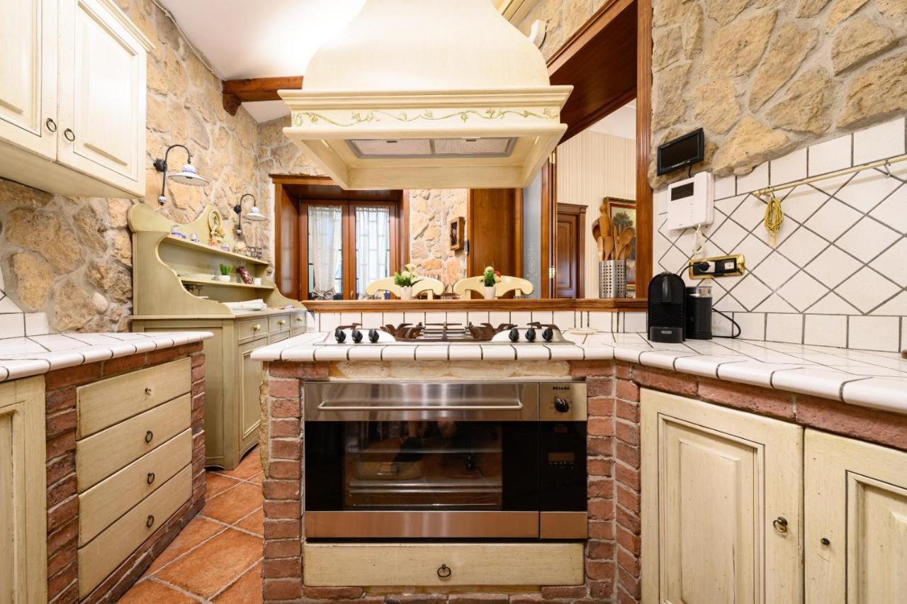 Апартаменти Toto E Peppino Family House Неаполь Екстер'єр фото